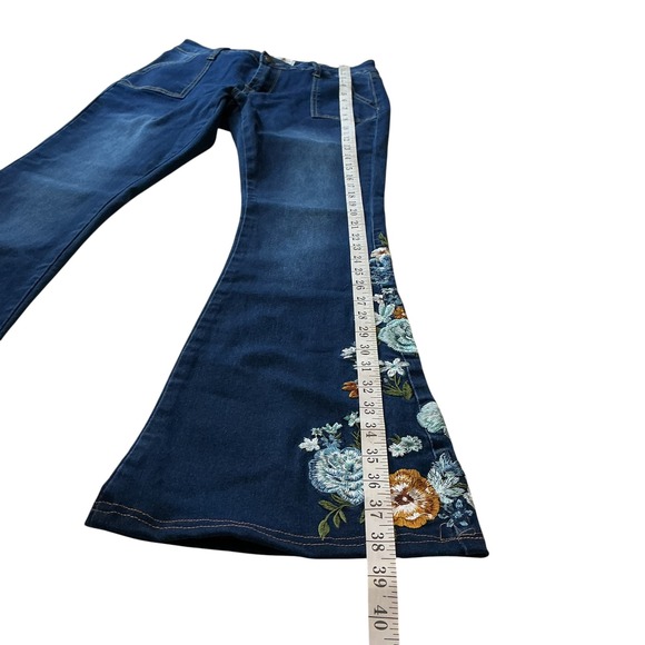 Bamboo Floral Embroidered Flare Jeans Dark Wash Bell Bottom High Rise Size 9 - Picture 8 of 13